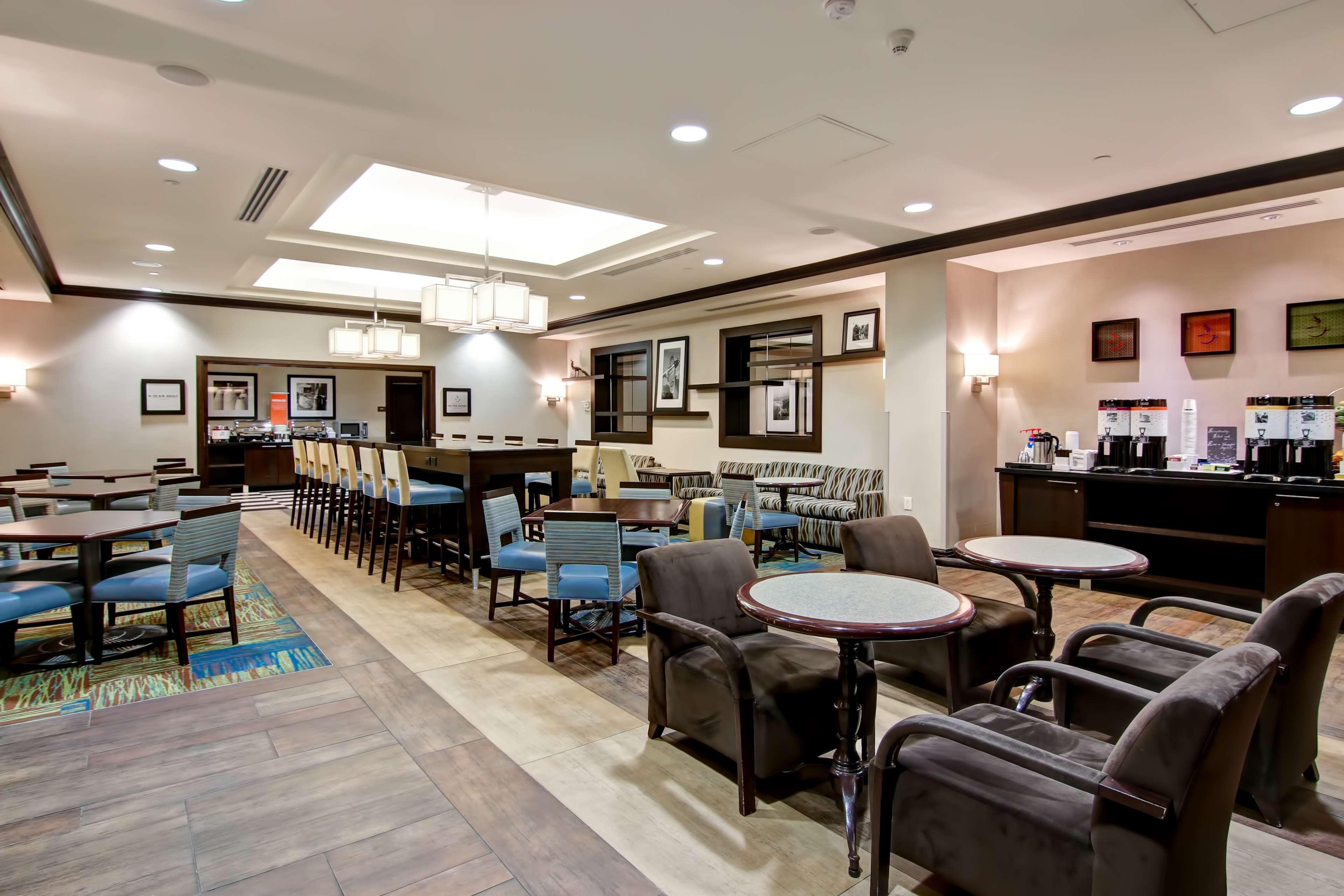 Hampton Inn By Hilton Toronto Airport Corporate Centre ภายนอก รูปภาพ