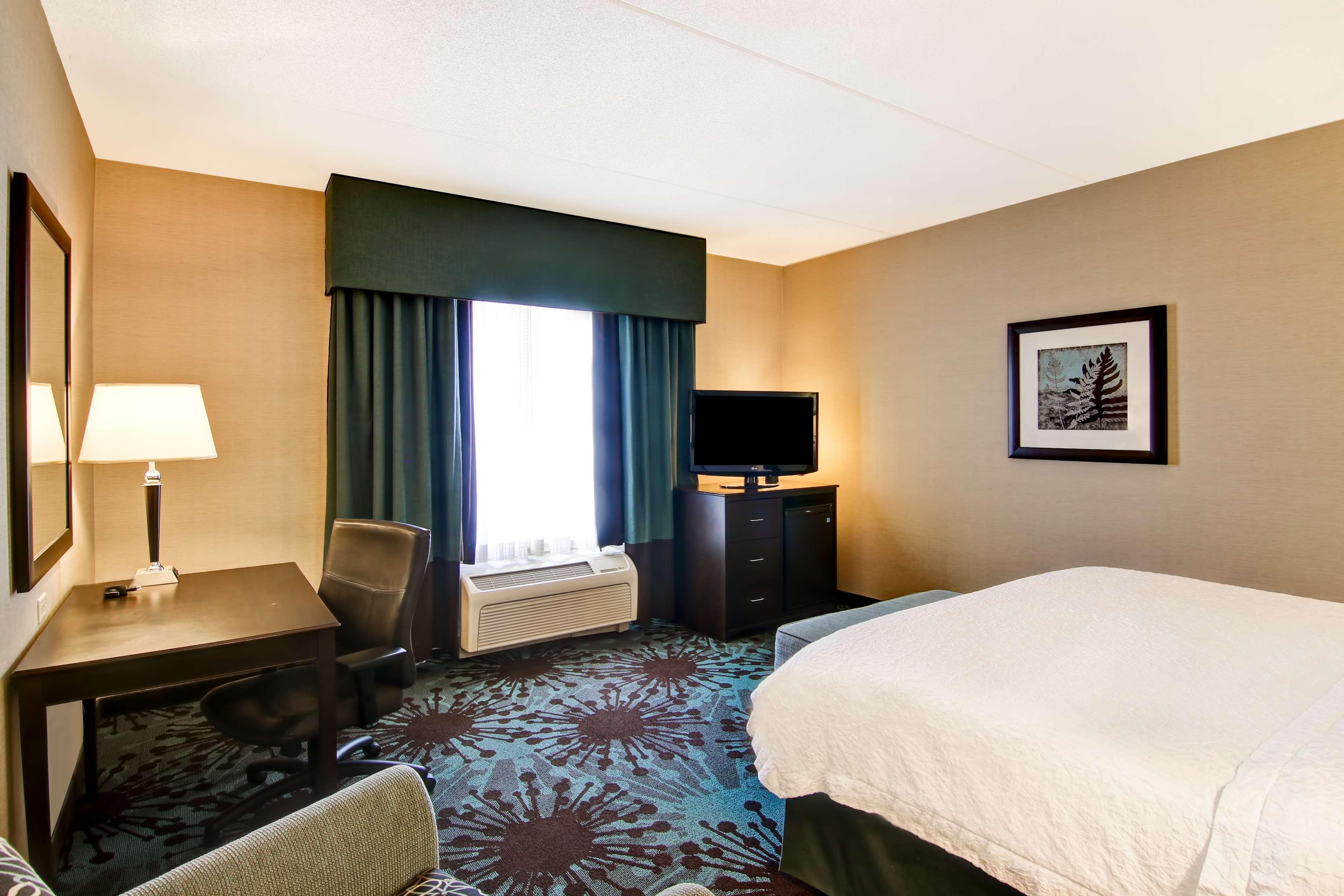Hampton Inn By Hilton Toronto Airport Corporate Centre ภายนอก รูปภาพ