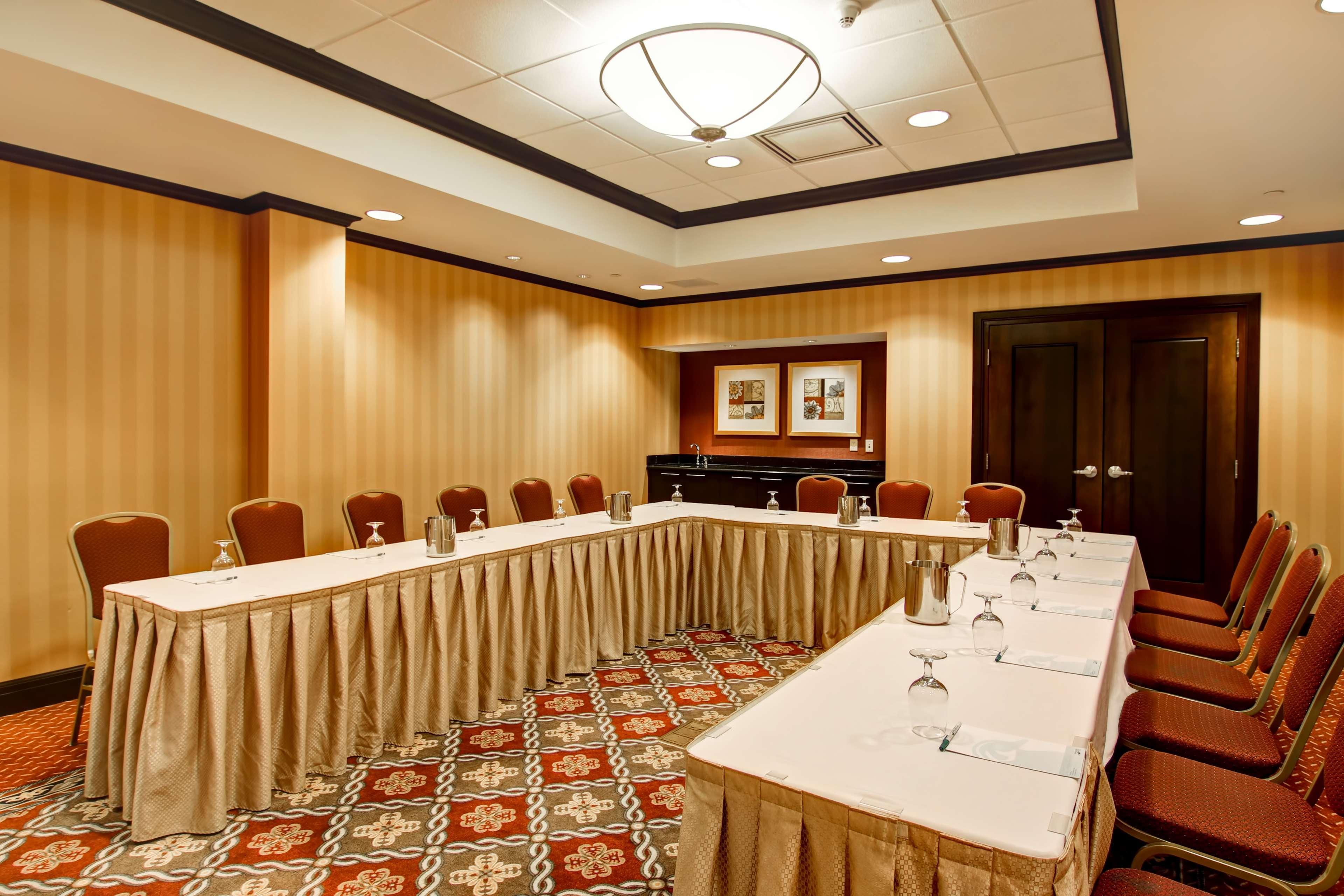 Hampton Inn By Hilton Toronto Airport Corporate Centre ภายนอก รูปภาพ