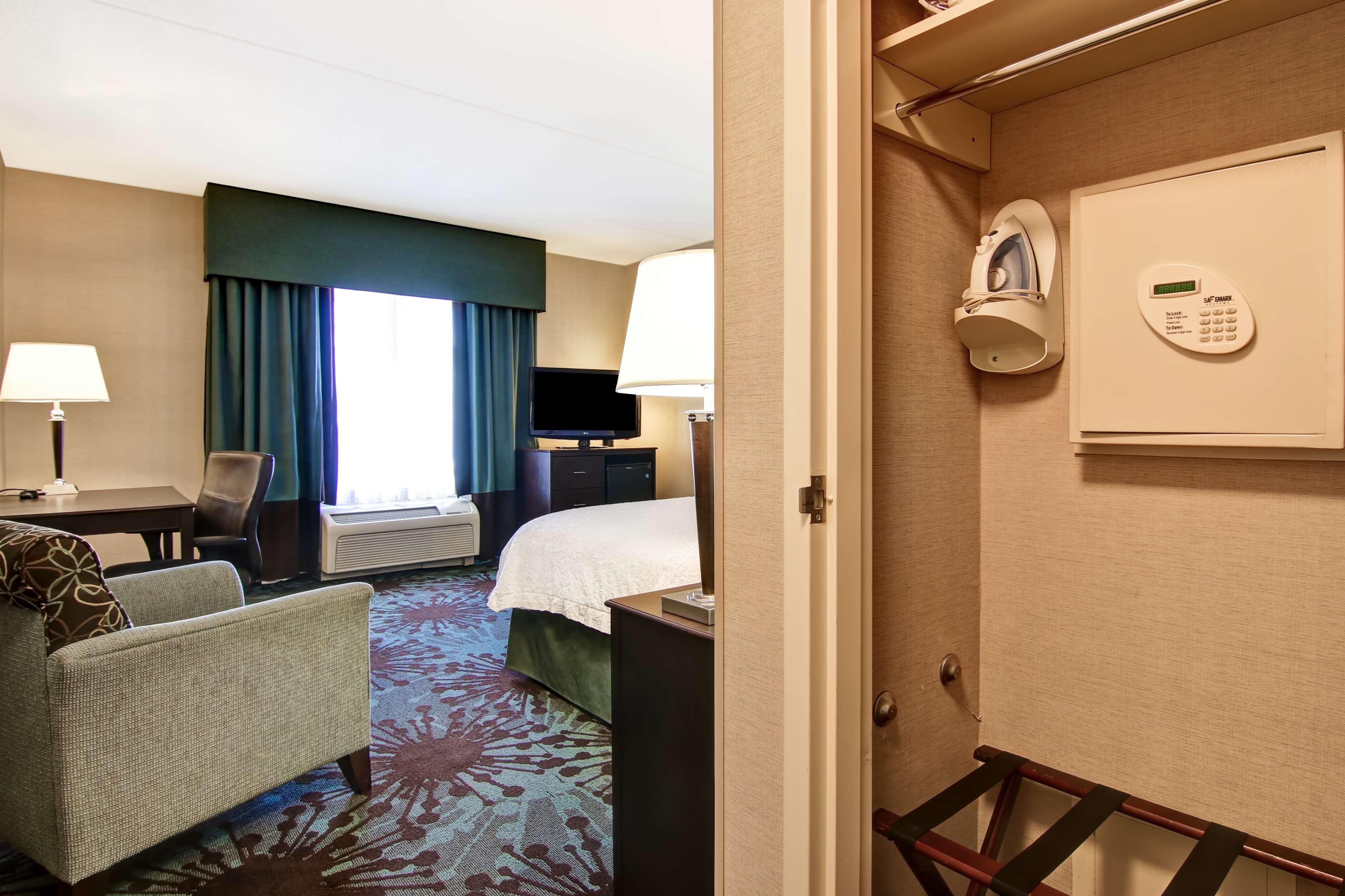 Hampton Inn By Hilton Toronto Airport Corporate Centre ภายนอก รูปภาพ