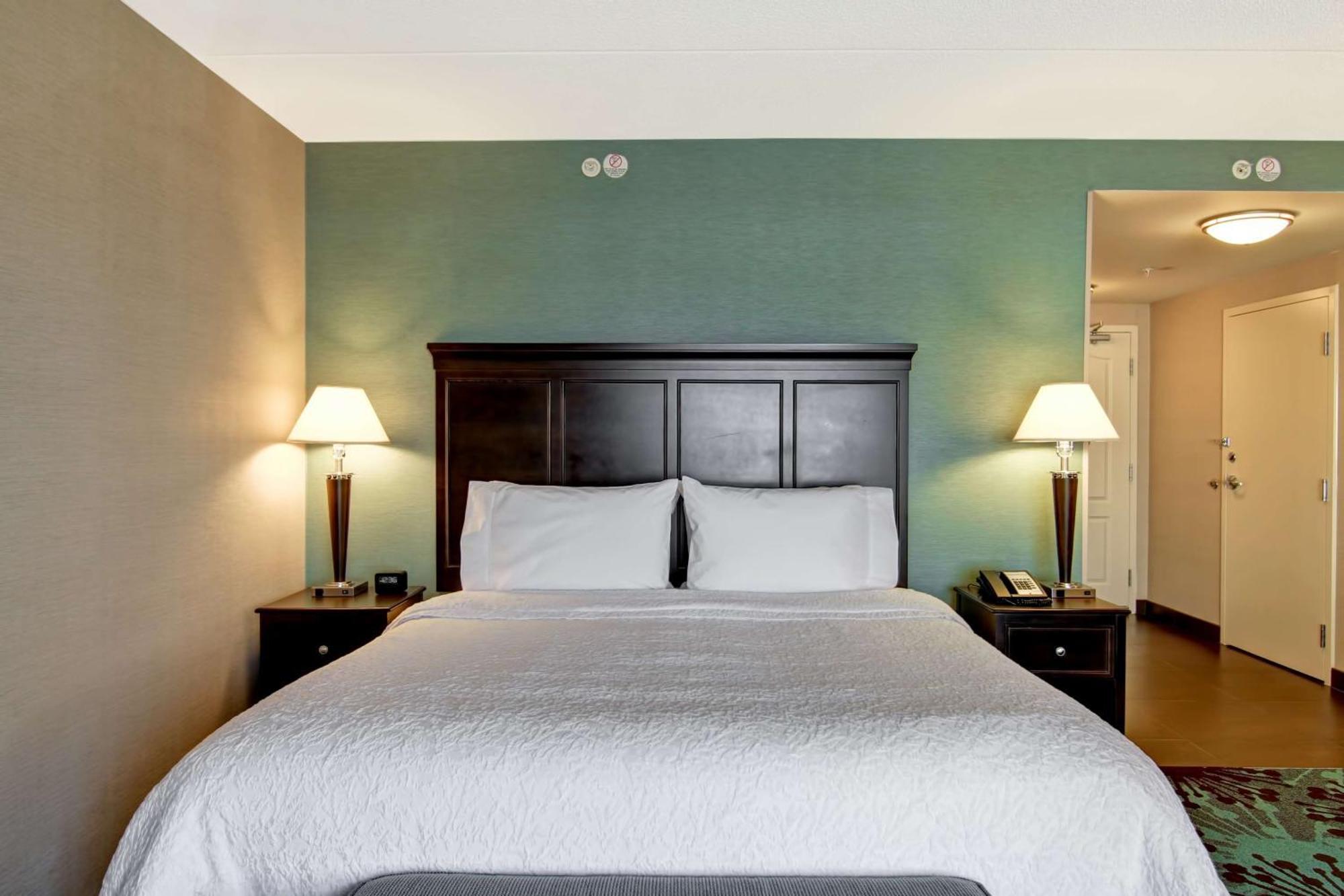 Hampton Inn By Hilton Toronto Airport Corporate Centre ภายนอก รูปภาพ