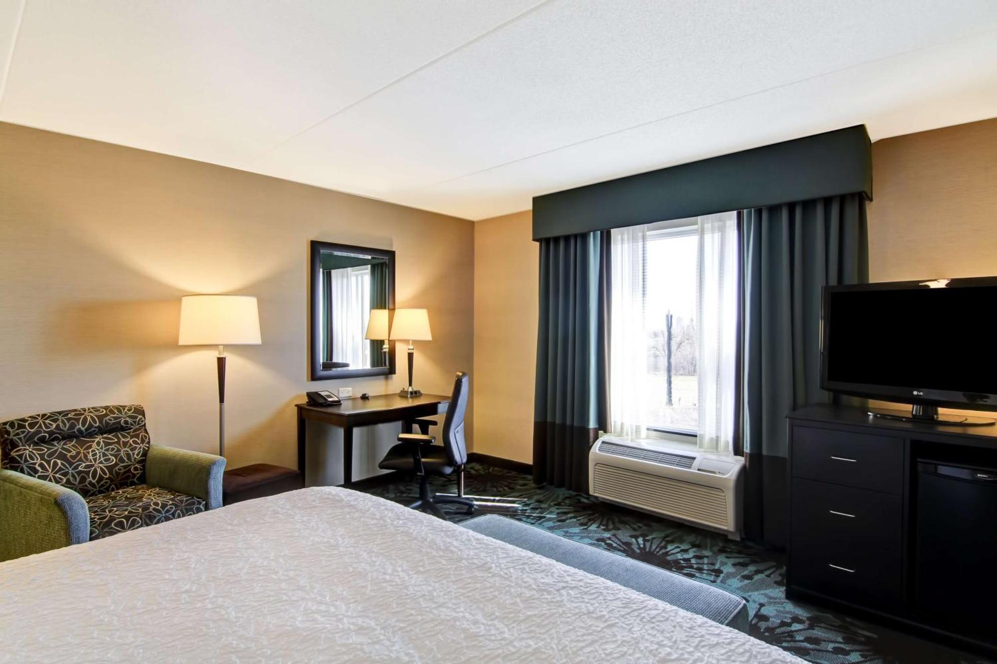 Hampton Inn By Hilton Toronto Airport Corporate Centre ภายนอก รูปภาพ